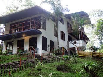 Agua Hotel